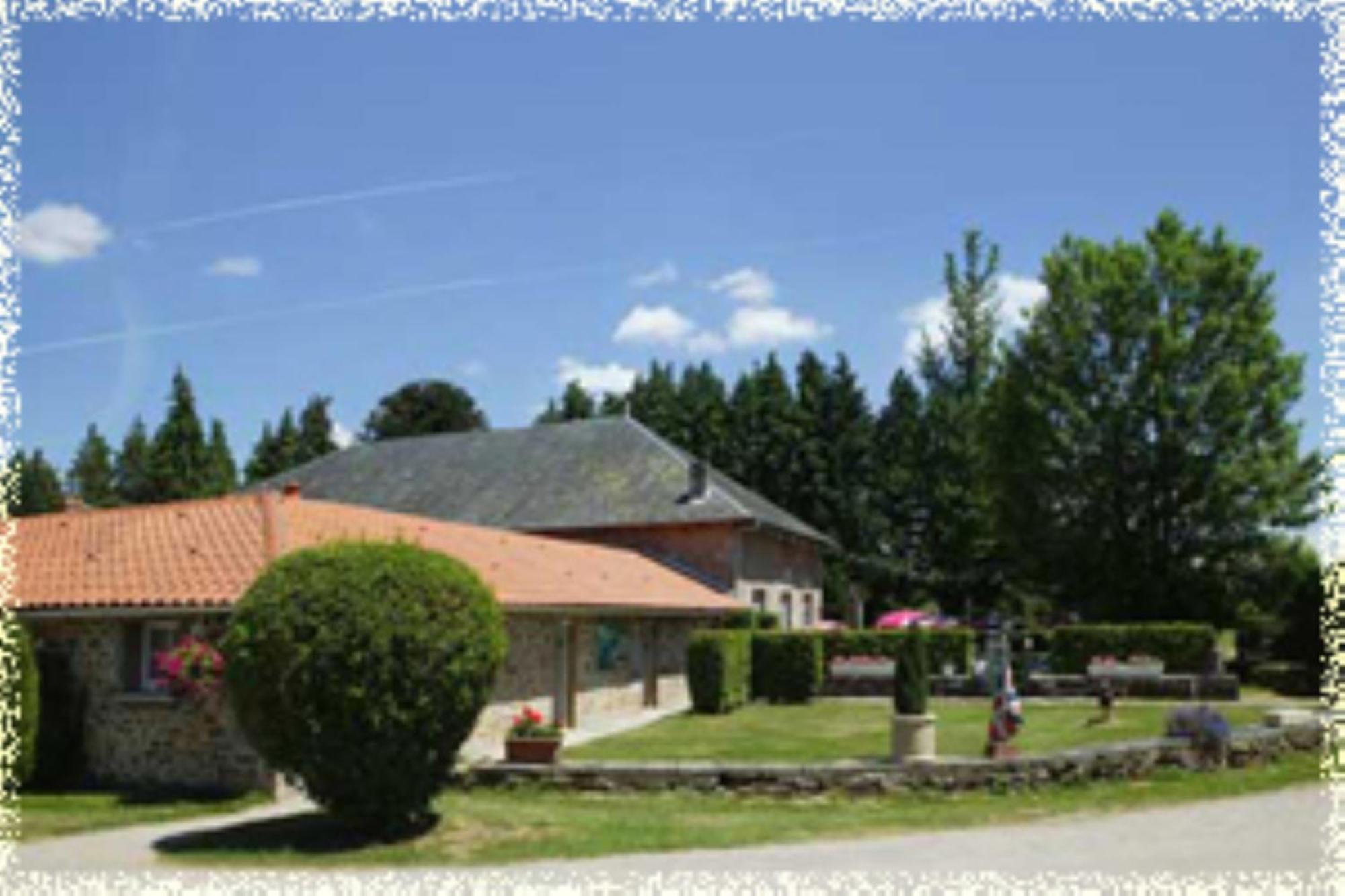 Hotellerie De Plein Air Camping Leychoisier Bonnac-la-Côte Exteriér fotografie